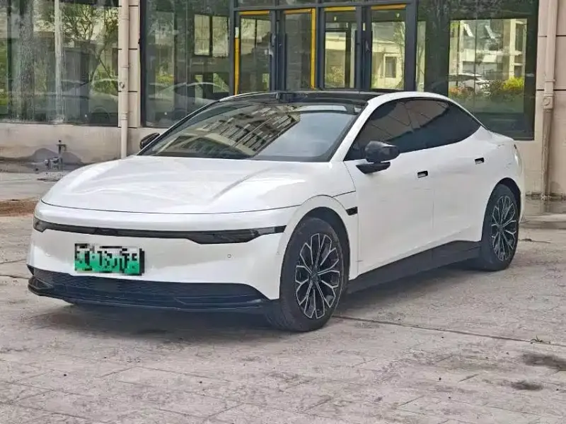 Zeekr 007, 2024
