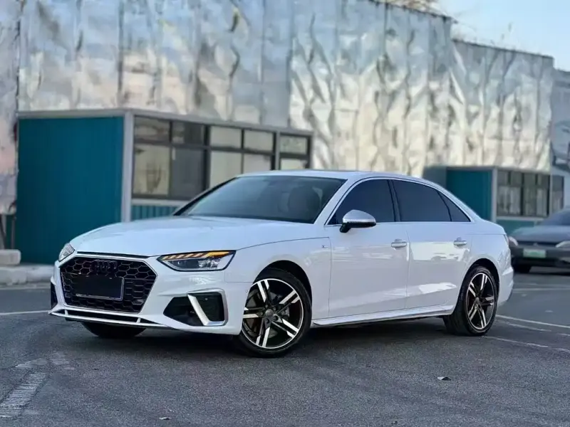 Audi A4L, 2021