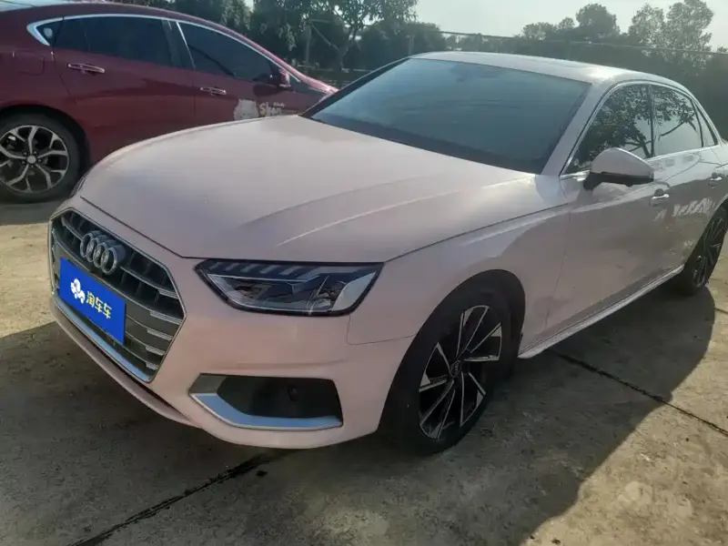 Audi A4L, 2022