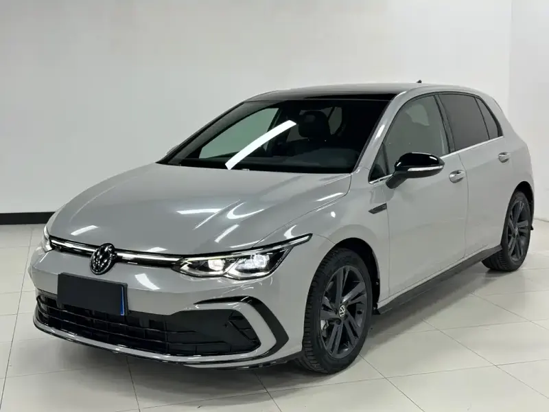 Volkswagen Golf, 2023
