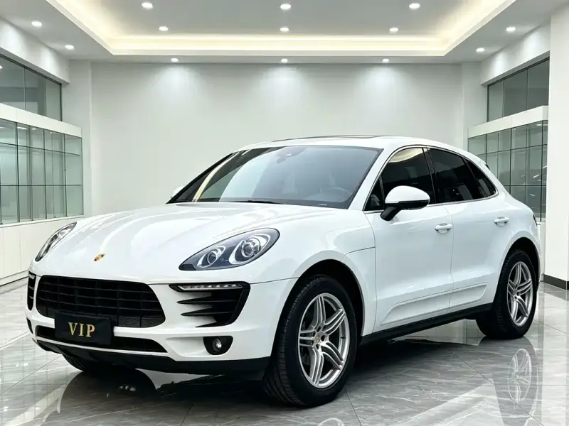 Porsche Macan Porsche Macan 2017 Macan 2.0T, 2018 — фото 1