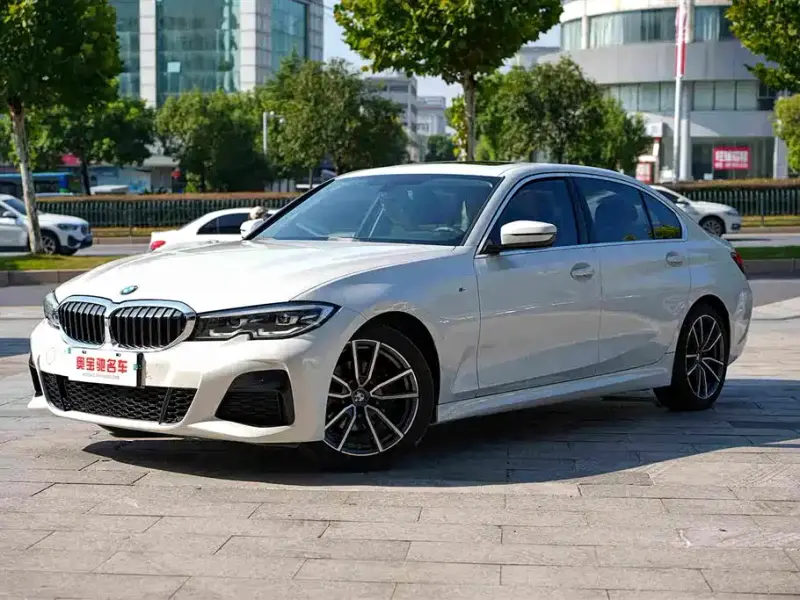 BMW 3 Series, 2021