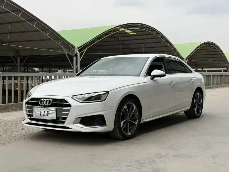 Audi A4L, 2021