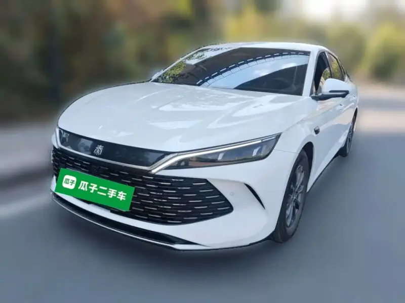 BYD Qin L BYD Qin L 2025 DM-i Smart Drive Edition 80KM Leading Type, 2025 — фото 1