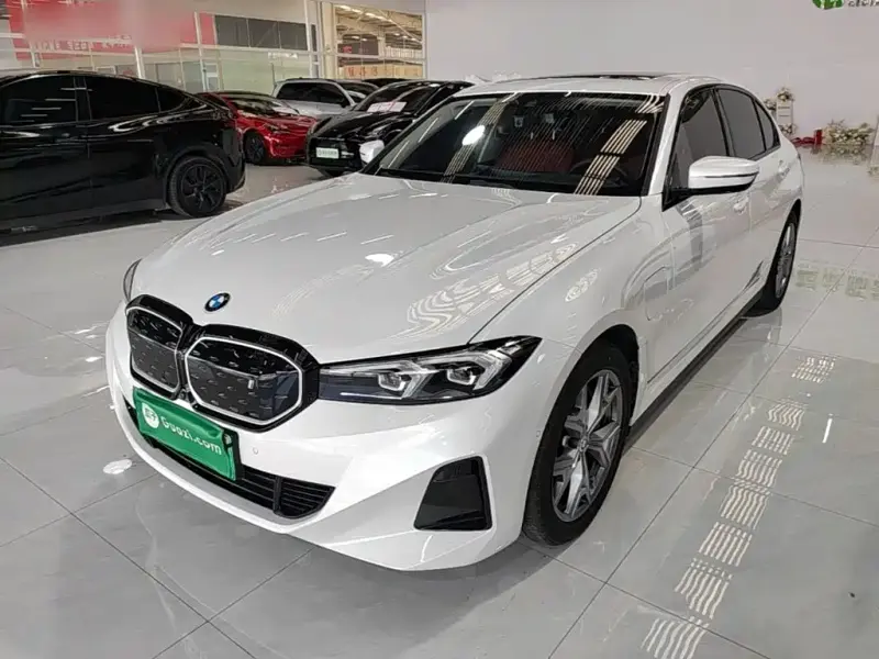 BMW i3, 2023