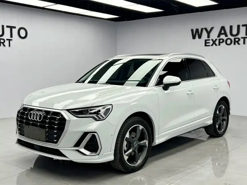 Audi Q3, 2022
