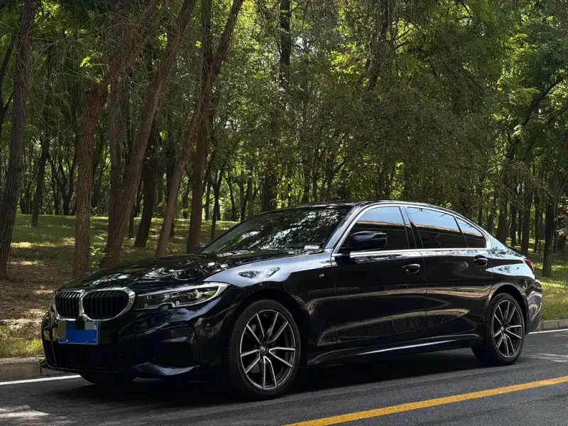 BMW 3 Series, 2022
