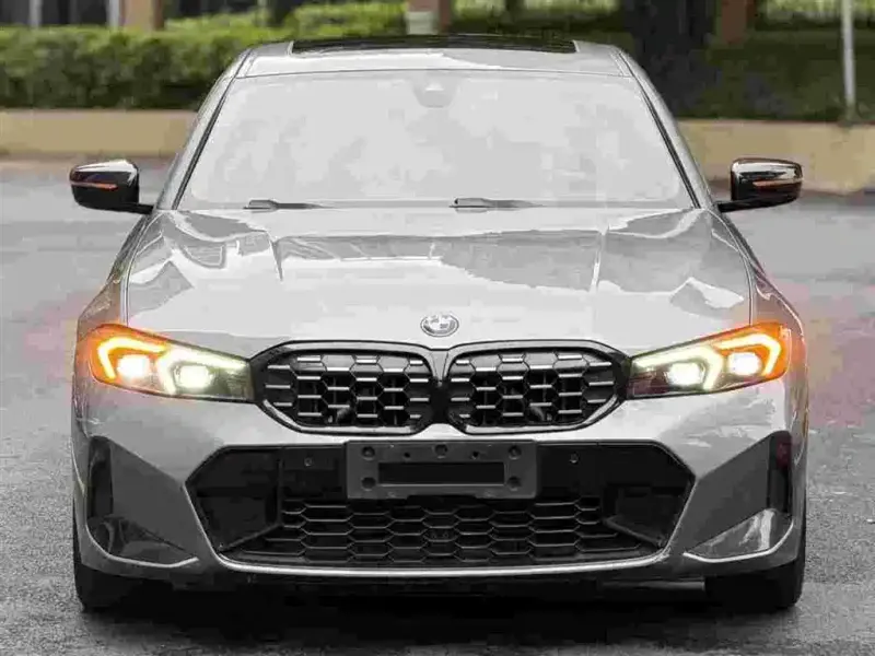BMW 3 Series, 2022