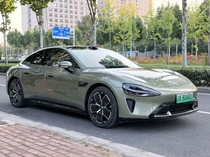 Xiaomi SU7, 2025