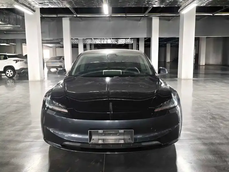 Tesla Model 3, 2024