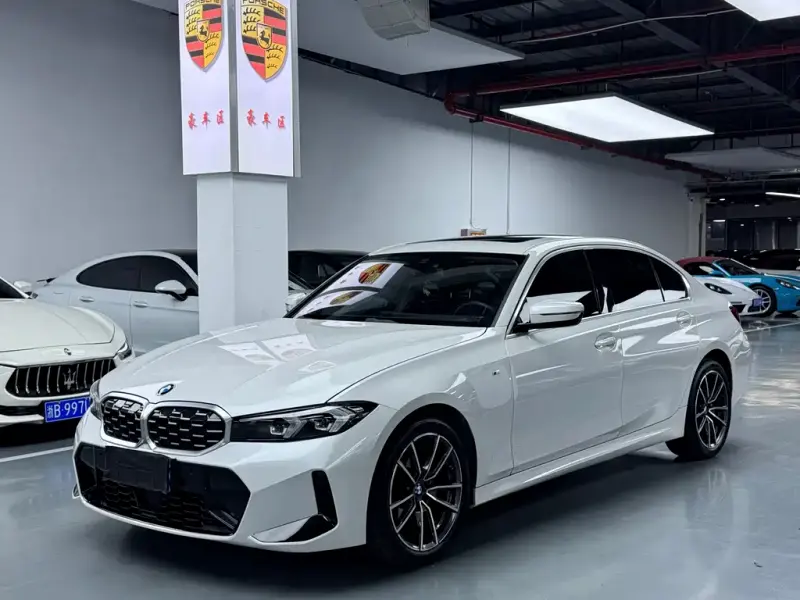 BMW 3 Series, 2025