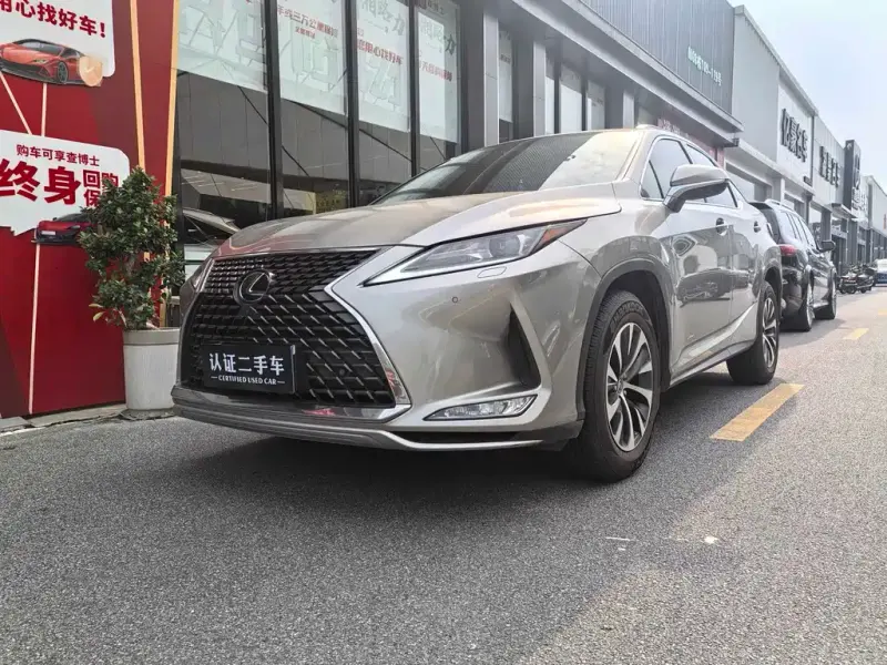 Lexus RX, 2020