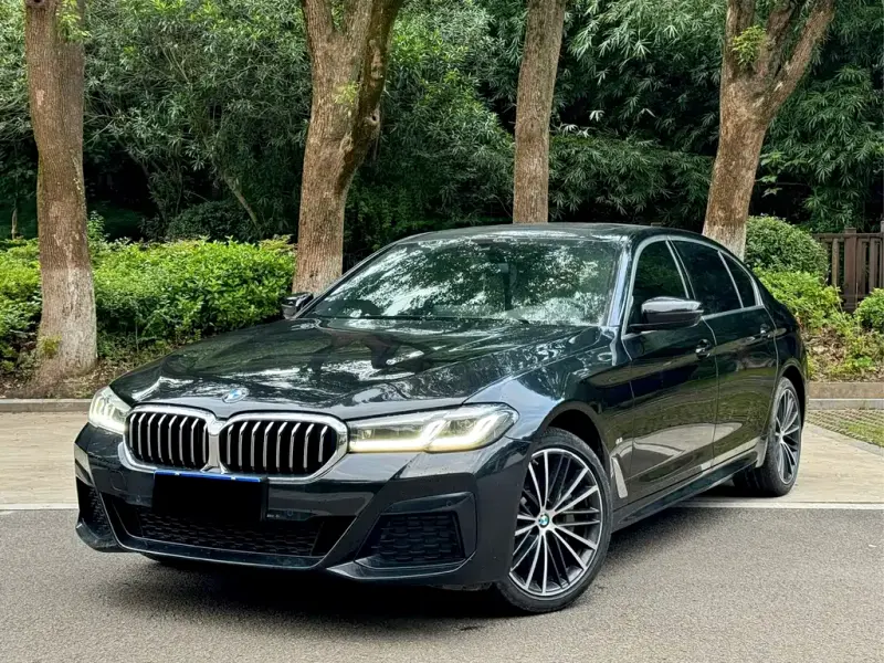 BMW 5 Series, 2022