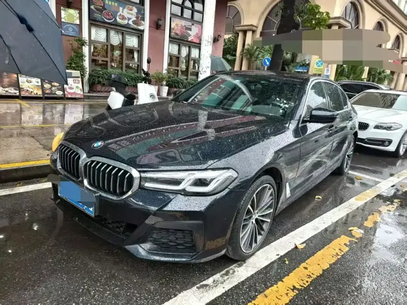 BMW 5 Series, 2022