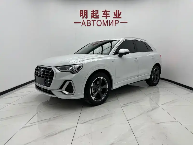 Audi Q3, 2022