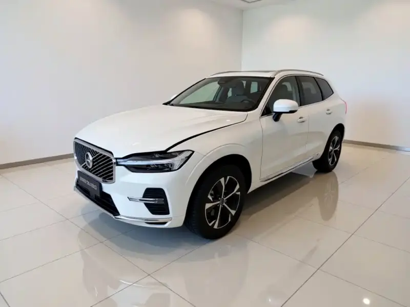 Volvo XC60, 2025