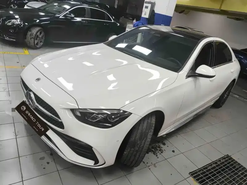 Mercedes-Benz C-Class, 2024