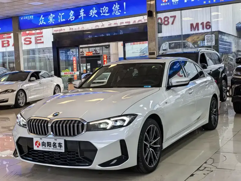BMW 3 Series, 2023