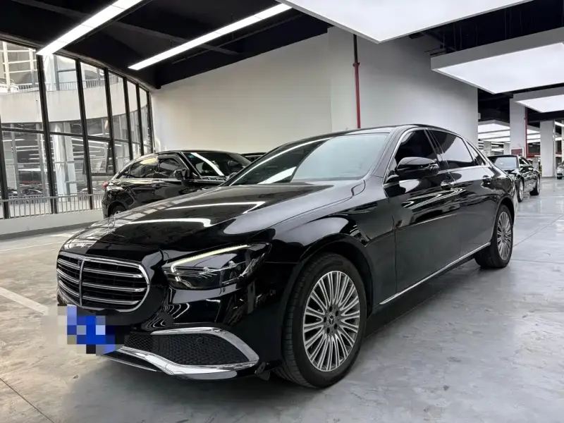 Mercedes-Benz E-Class, 2022