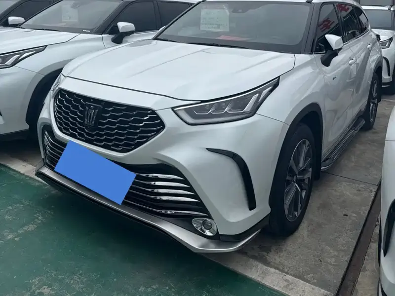 Toyota Crown Kluger, 2024