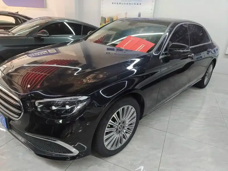 Mercedes-Benz E-Class, 2022