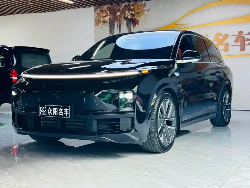 Li Auto Li L8, 2025