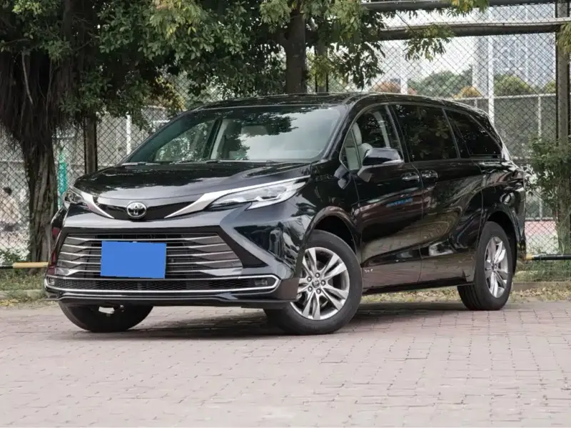 Toyota Sienna, 2024