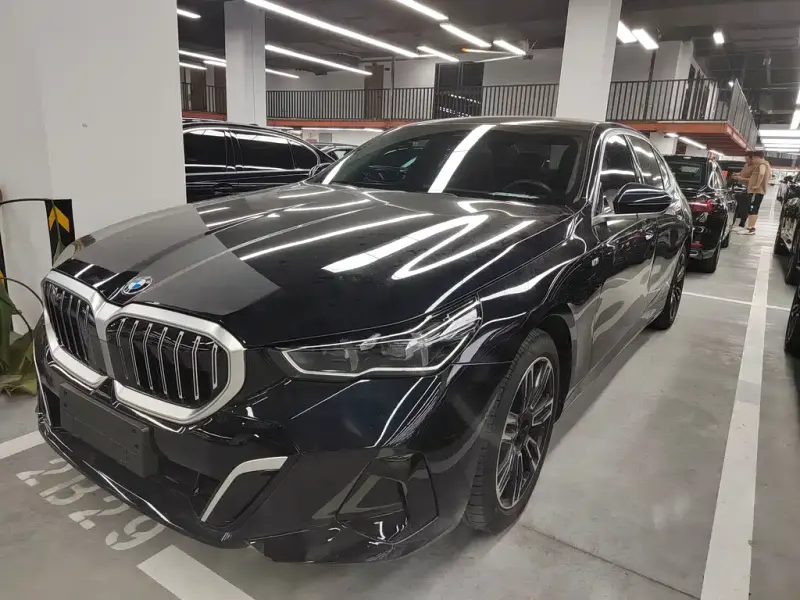 BMW 5 Series, 2024