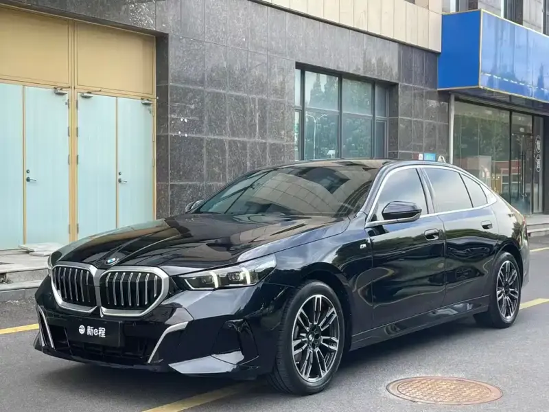 BMW 5 Series, 2024
