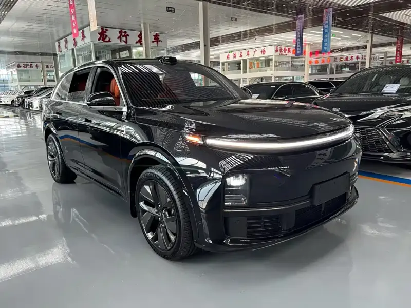 Li Auto Li L9, 2025