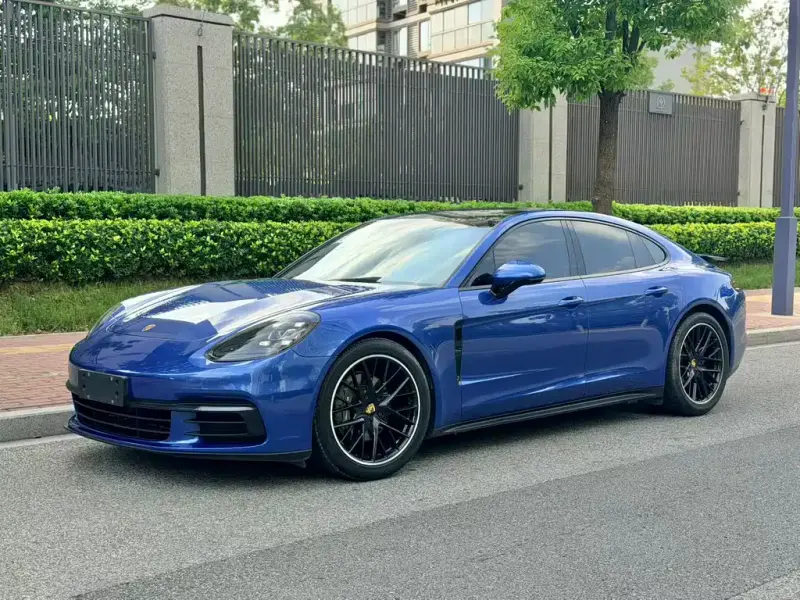 Porsche Panamera, 2017