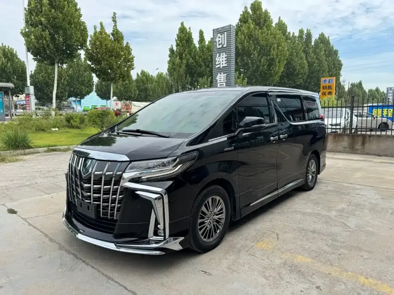 Toyota Alphard, 2022