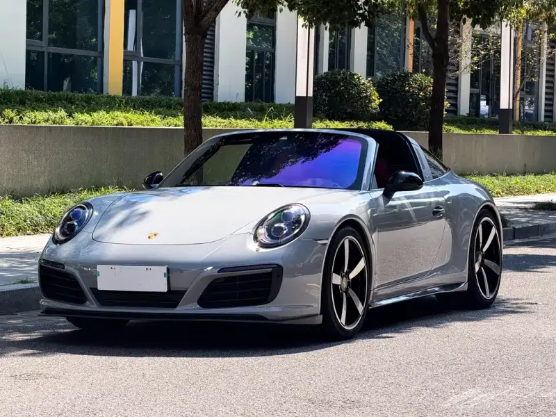 Porsche 911, 2016