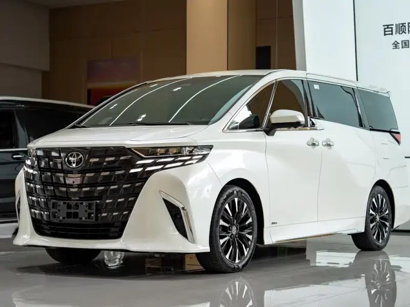 Toyota Alphard, 2024