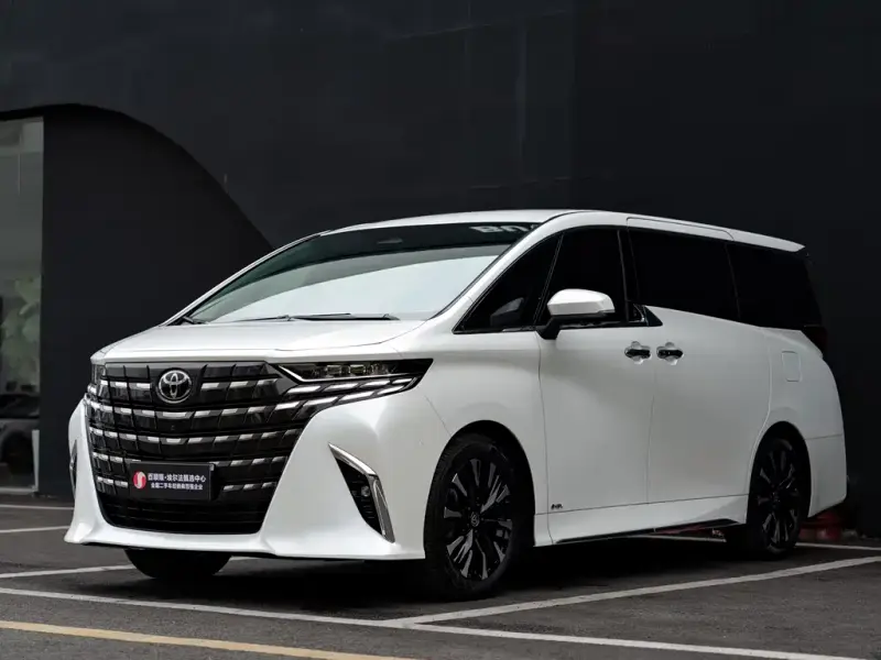 Toyota Alphard, 2024