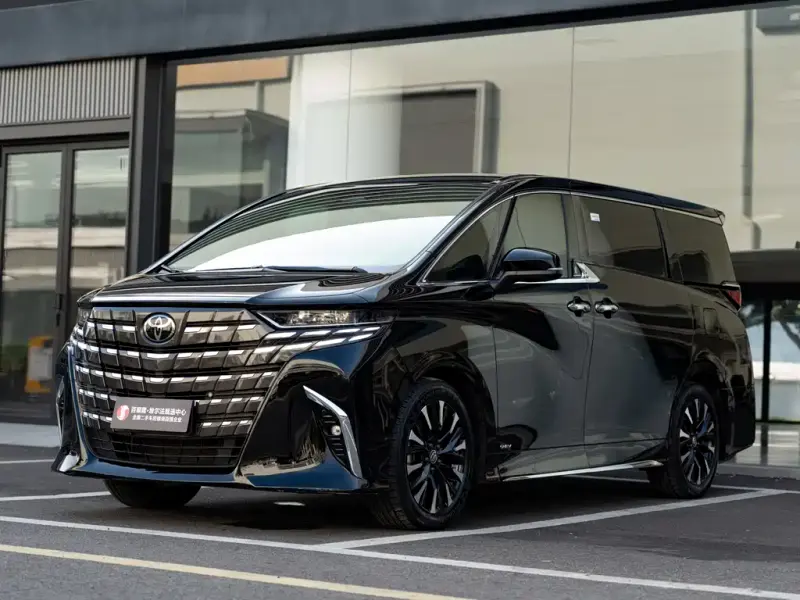 Toyota Alphard, 2025