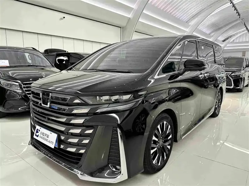 Toyota Vellfire, 2025