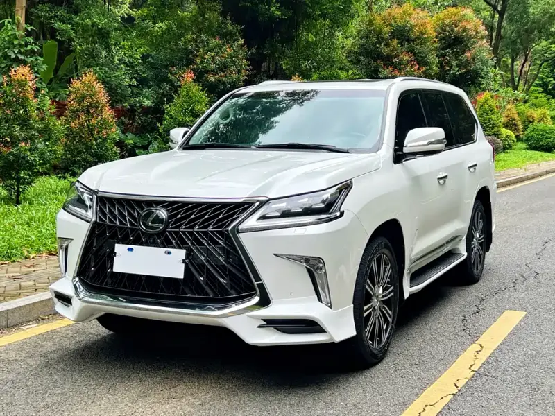 Lexus LX, 2020