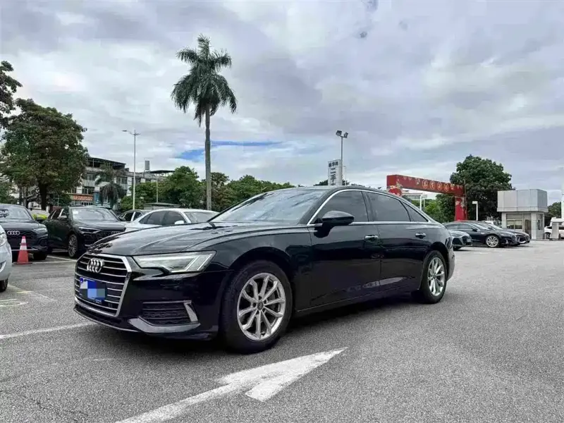 Audi A6L, 2021