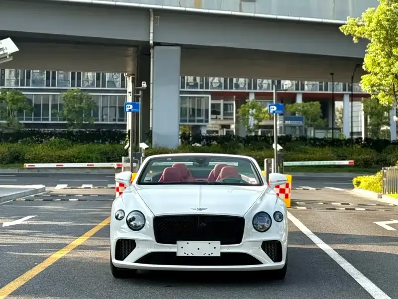 Bentley Continental, 2021