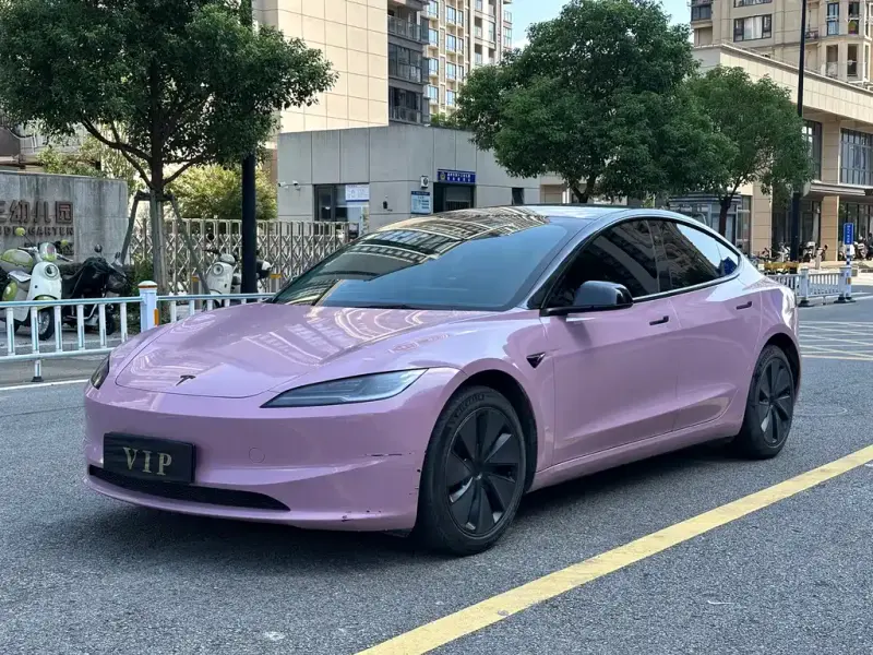 Tesla Model 3, 2024