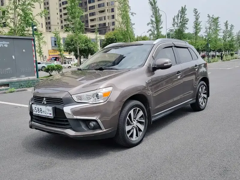 Mitsubishi ASX, 2016