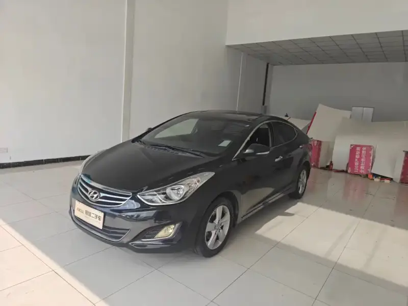 Hyundai Elantra Langdong, 2013