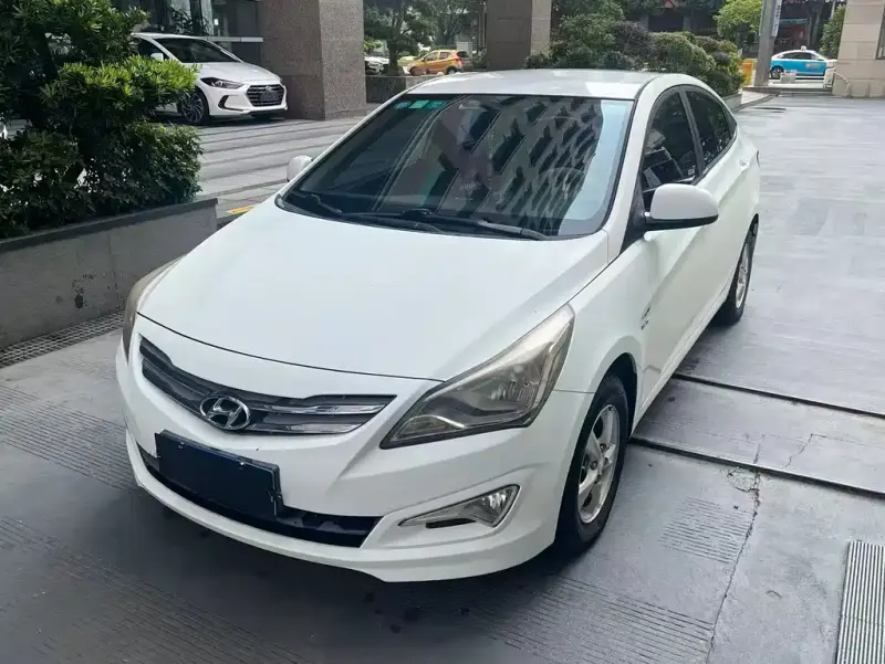 Hyundai Verna, 2014