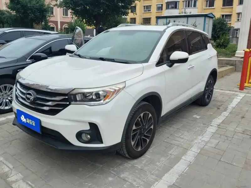 GAC Motor Trumpchi GS4, 2015