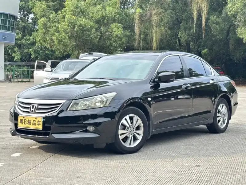 Honda Accord, 2011