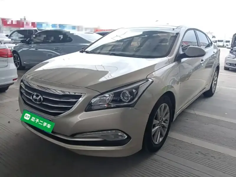 Hyundai Mistra Hyundai Mistra 2014 1.8L Auto Smart Type GLS, 2015 — фото 1