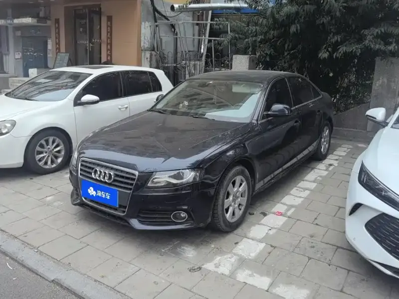 Audi A4L, 2012