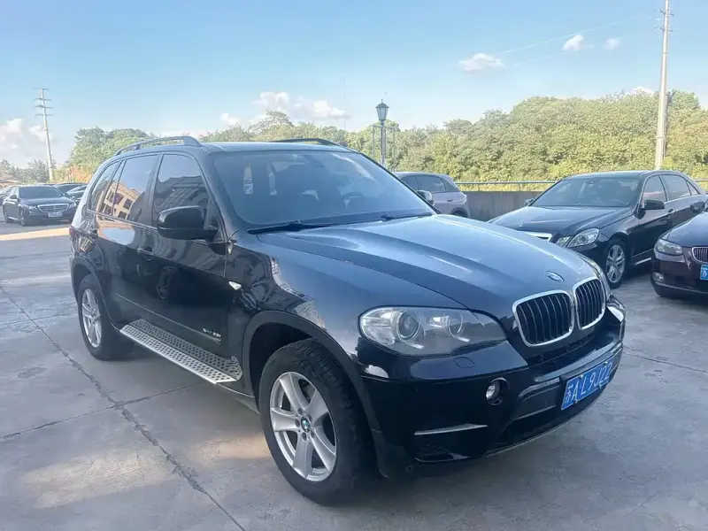 BMW X5 (Import), 2011
