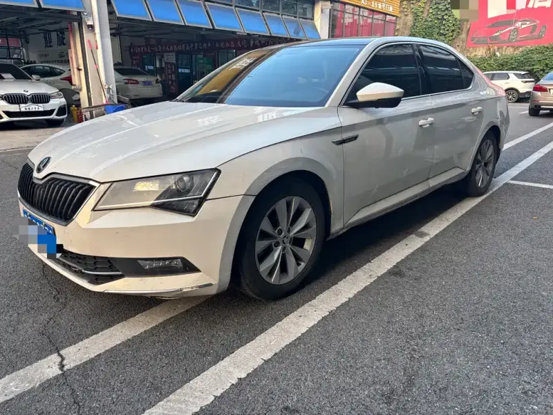 Skoda Superb, 2017